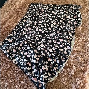 Greg Norman Collection Black Skirt with Pink and White Floral Design